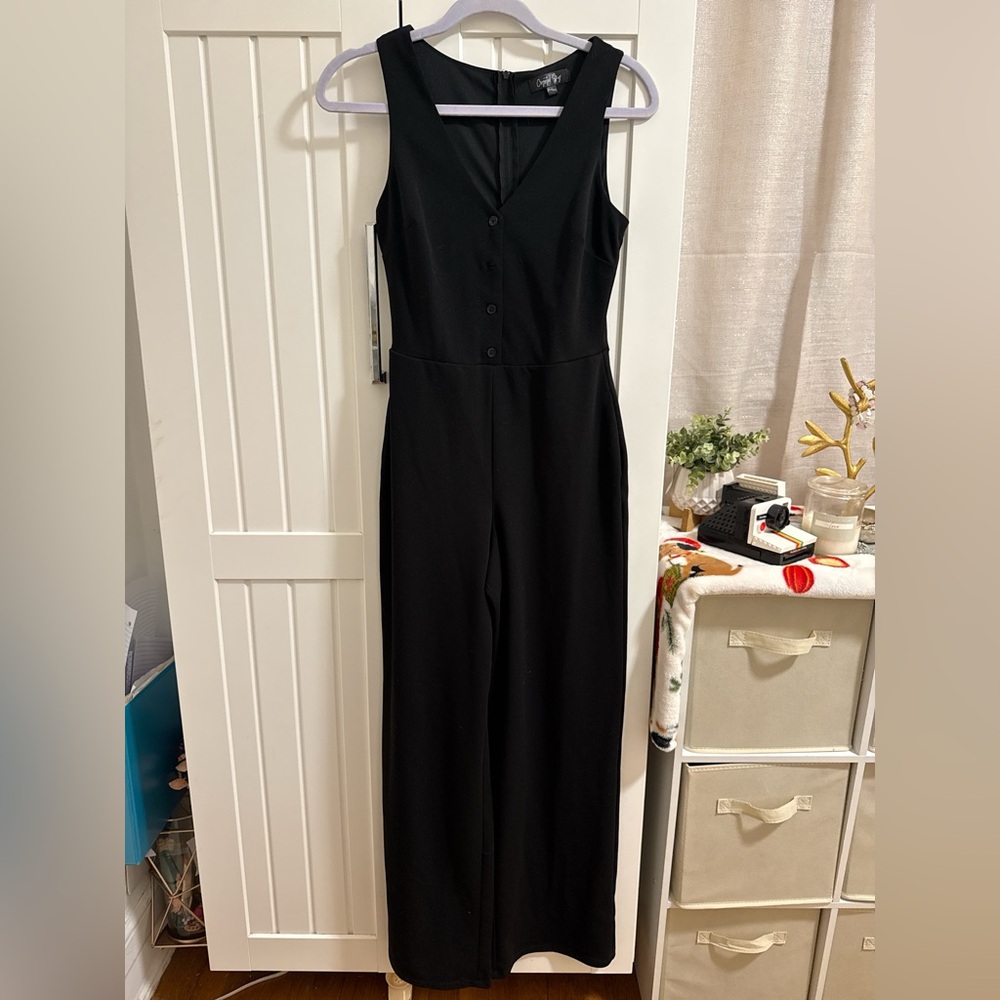 Elegant Black Sleeveless Jumpsuit